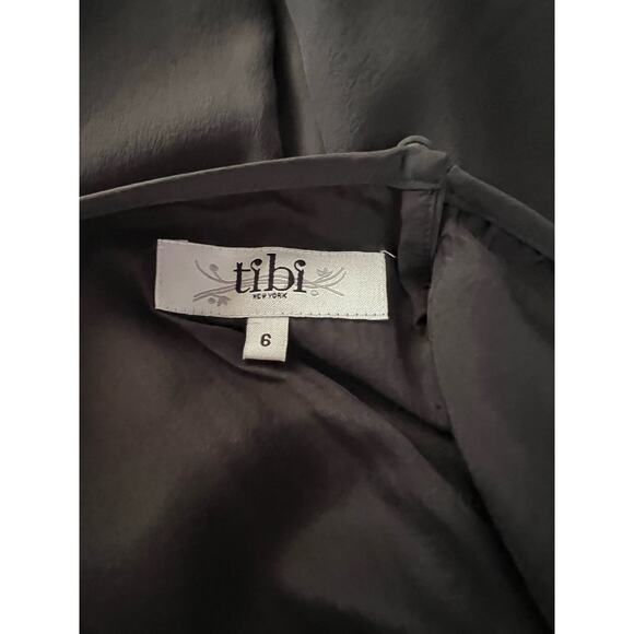 Tibi Gray Silk Embroidered Cutout Shift Dress 6 NWOT - Picture 4 of 5